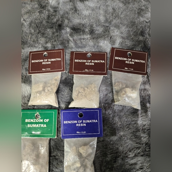 Inscense Resin Collection - Assorted - Picture 2 of 6